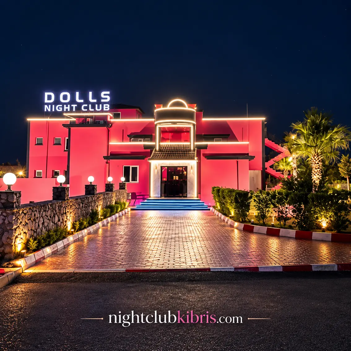 Dolls Night Club Kıbrıs iç mekân ve gece atmosferi